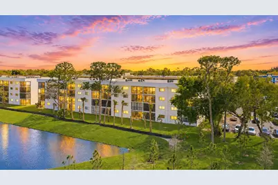 4725 Lucerne Lakes Blvd Boulevard E #110, Lake Worth, FL 33467 - Photo 1