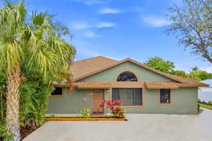 825 Dogwood Dr, Delray Beach, FL 33483 - Photo 1
