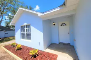11124 Hotchkiss Dr, Sebastian, FL 32958 - Photo 1