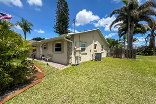 253 SW Chapman Ave, Port Saint Lucie, FL 34984 - Photo 1