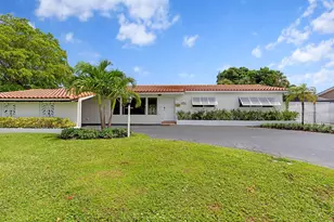 541 Kingfish Rd, North Palm Beach, FL 33408 - Photo 1