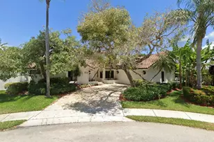 845 NE Mulberry Dr, Boca Raton, FL 33487 - Photo 1