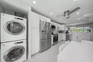 2701 S Palm Aire Dr, Pompano Beach, FL 33069 - Photo 1