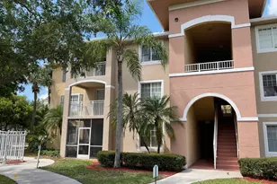 6418 Emerald Dunes W/Garage, West Palm Beach, FL 33411 - Photo 1