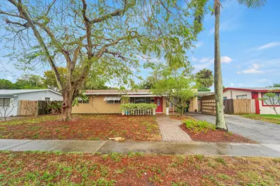 720 NE 23rd Place, Pompano Beach, FL 33064 - Photo 1