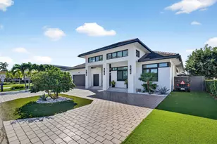 520 Golden Harbour Dr, Boca Raton, FL 33432 - Photo 1