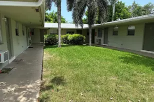 317 N 61st Terrace, Hollywood, FL 33024 - Photo 1