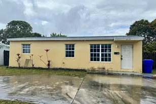 810 N 69th Ave, Hollywood, FL 33024 - Photo 1
