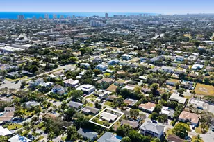 269 NW 11th St, Boca Raton, FL 33432 - Photo 1