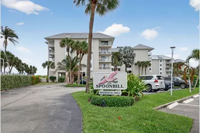 429 NE Tradewind #303, Hutchinson Island, FL 34996 - Photo 1