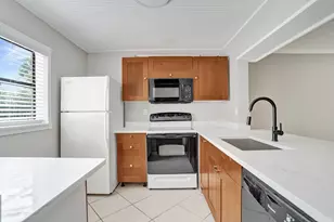 10585 Royal Palm Blvd, Coral Springs, FL 33065 - Photo 1