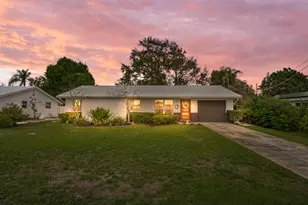 1003 NW 16th Pl, Stuart, FL 34994 - Photo 1