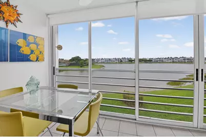 3085 E Exeter E #3085, Boca Raton, FL 33434 - Photo 1