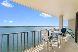 130 Lakeshore Dr, North Palm Beach, FL 33408 - Photo 1