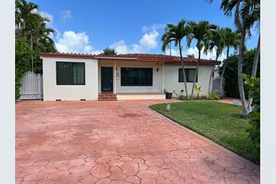 445 NE 109th Street #4, Miami, FL 33161 - Photo 1