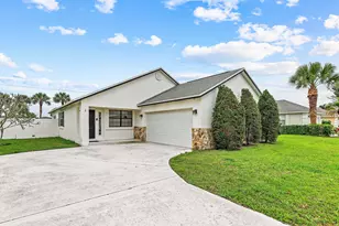 125 Raintree Trail, Jupiter, FL 33458 - Photo 1