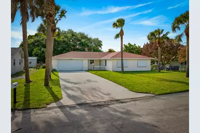 1905 Colonial Road, Fort Pierce, FL 34950 - Photo 1