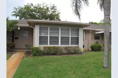 1315 SE High Point Way Way SE #B, Delray Beach, FL 33445 - Photo 1