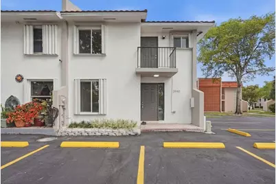 3907 NW 76th Terrace, Hollywood, FL 33024 - Photo 1