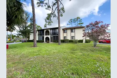 301 Knotty Pine Circle #D2, Greenacres, FL 33463 - Photo 1