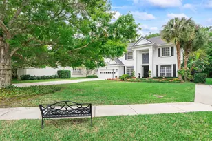 152 Oakwood Ln, Palm Beach Gardens, FL 33410 - Photo 1