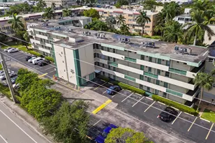 1333 E Hallandale Beach Blvd, Hallandale Beach, FL 33009 - Photo 1