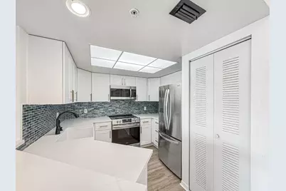 4155 N Haverhill Road #1420, West Palm Beach, FL 33417 - Photo 1
