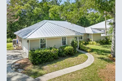 435 61st Avenue, Vero Beach, FL 32968 - Photo 1