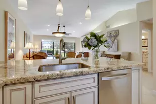 820 Club Dr, Palm Beach Gardens, FL 33418 - Photo 1