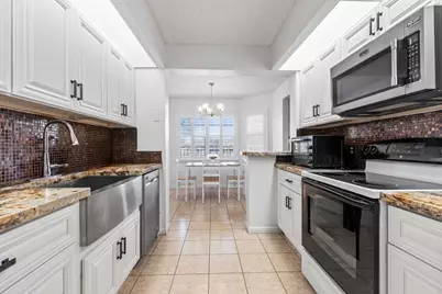 1000 SW 125th Avenue #211, Pembroke Pines, FL 33027 - Photo 1