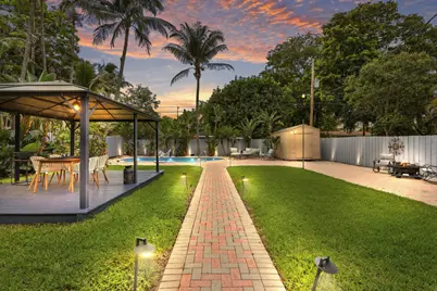 720 NE 7th Street, Pompano Beach, FL 33060 - Photo 1
