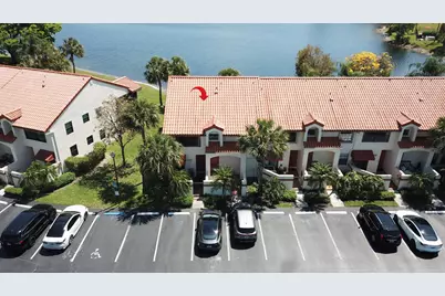 302 Liberty Court, Deerfield Beach, FL 33442 - Photo 1
