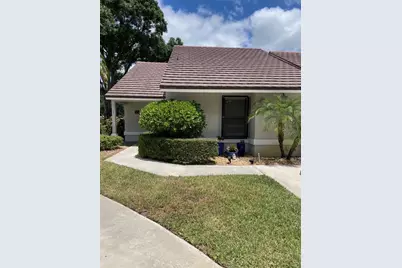 800 Kintyre Court, Palm Beach Gardens, FL 33418 - Photo 1