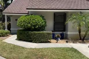 800 Kintyre Ct, Palm Beach Gardens, FL 33418 - Photo 1