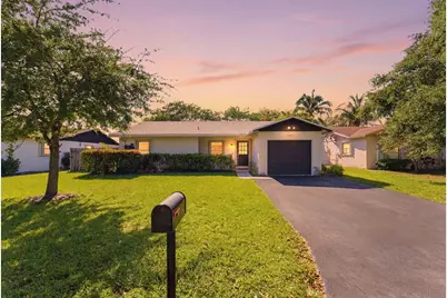 2428 NW 98th Lane, Coral Springs, FL 33065 - Photo 1