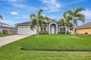 348 SW Millard Dr, Port Saint Lucie, FL 34953 - Photo 1