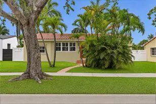 1527 Mayo St, Hollywood, FL 33020 - Photo 1