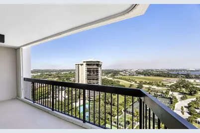 2425 Presidential Way Way #1703, West Palm Beach, FL 33401 - Photo 1