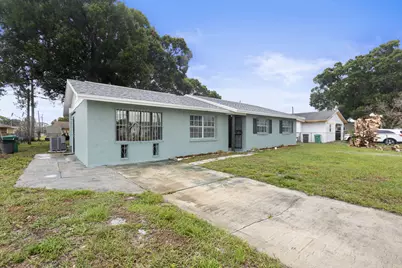 307 Essex Drive, Fort Pierce, FL 34946 - Photo 1