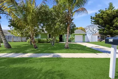 423 Foresta Terrace, West Palm Beach, FL 33415 - Photo 1