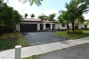 21411 Highland Lakes Blvd, Miami, FL 33179 - Photo 1