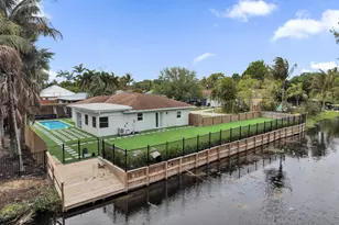 3268 Sapphire Rd, Lake Worth, FL 33462 - Photo 1
