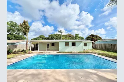 1753 16th Court N, Lake Worth Beach, FL 33460 - Photo 1