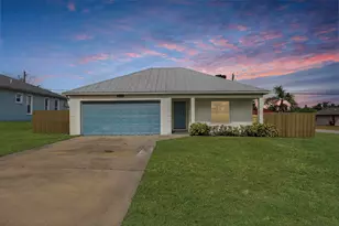 224 16th Pl SW, Vero Beach, FL 32962 - Photo 1