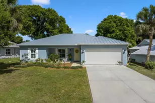 1116 SW 33rd Ave Ave SW, Vero Beach, FL 32968 - Photo 1