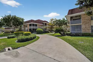 5510 Tamberlane Circle, Palm Beach Gardens, FL 33418 - Photo 1