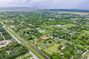19340 SW 190th St, Miami, FL 33187 - Photo 1