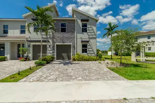 8618 Via Mar Rosso, Lake Worth, FL 33467 - Photo 1