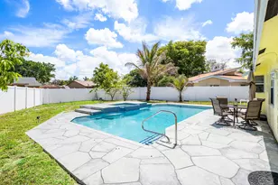 246 Natchez Ct, Royal Palm Beach, FL 33411 - Photo 1