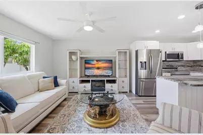 135 Waterford Way, Delray Beach, FL 33446 - Photo 1